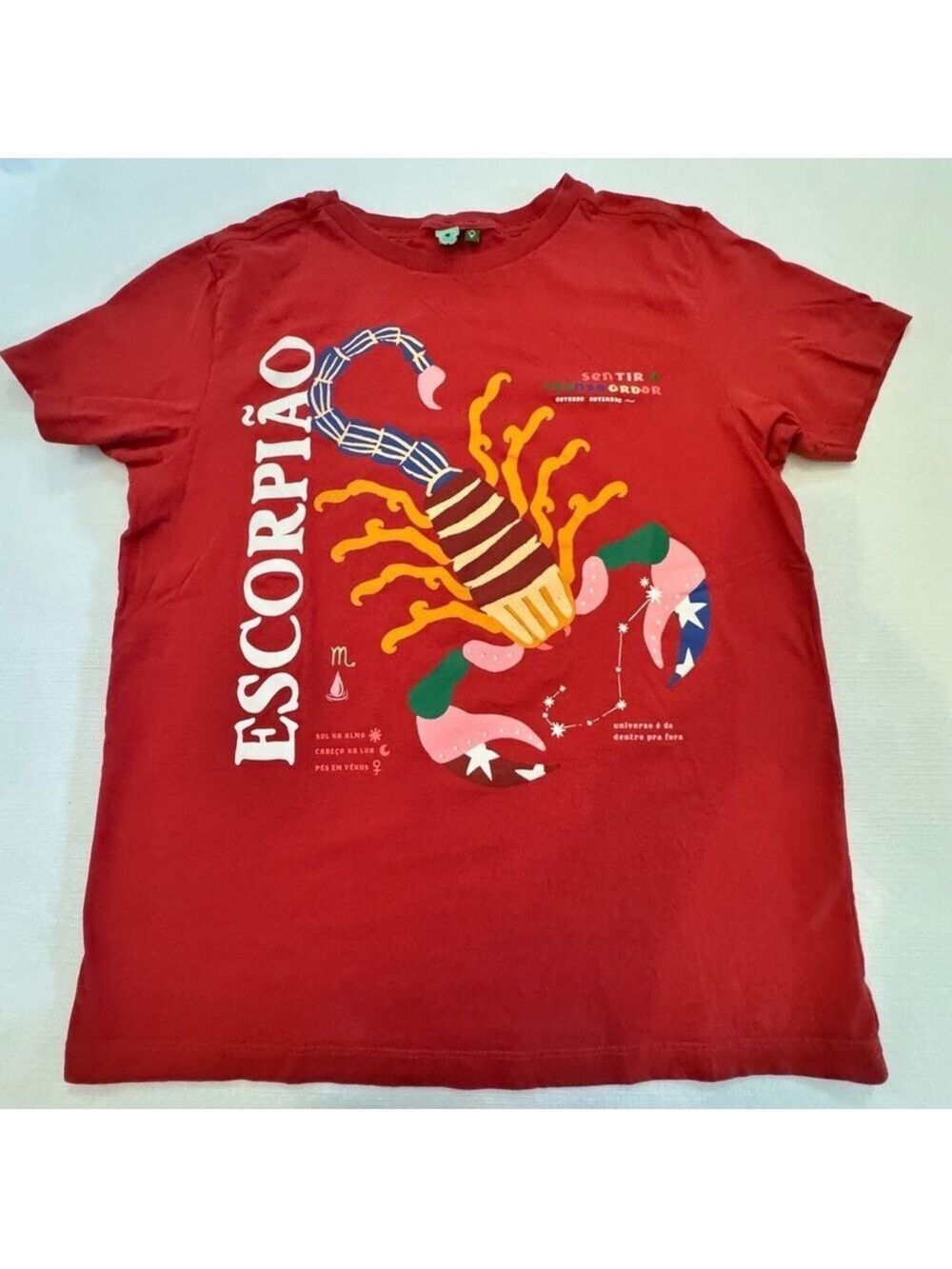 Farm Red Short Sleeve Tee with Scorpion Graphic Medium